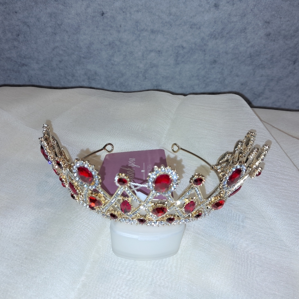 Red crown